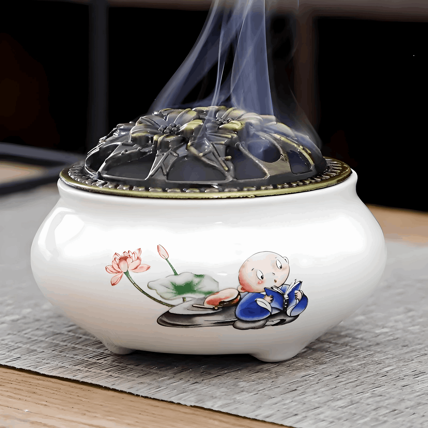 Ceramic Incense Burner | Elegant Home Décor & Aromatherapy Accessory