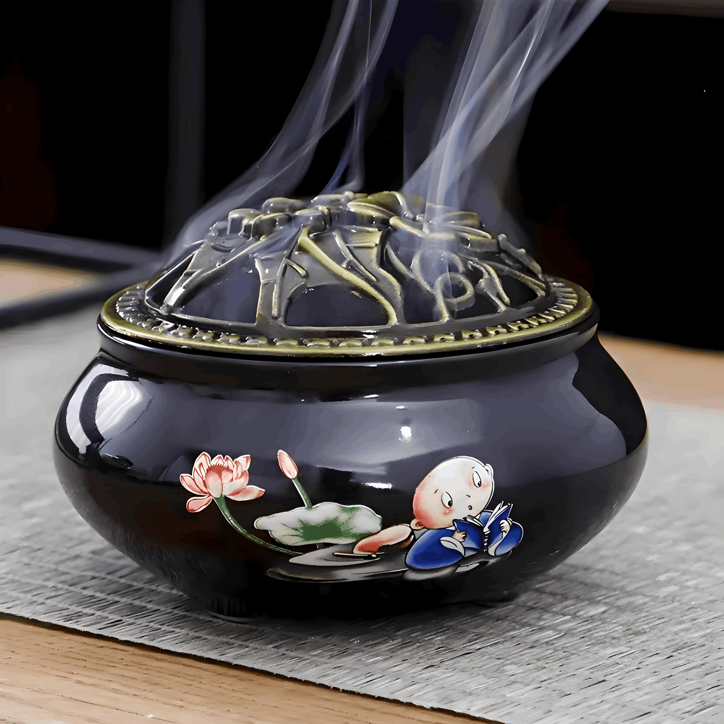 Ceramic Incense Burner | Elegant Home Décor & Aromatherapy Accessory